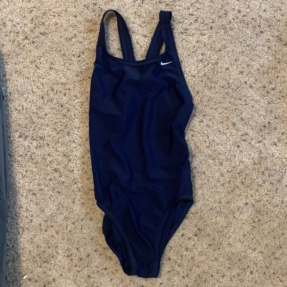 Nike One Piece Swimsuit Womens Size 6 Navy Athletic Swimwear NWOT